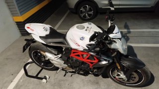 MV Agusta 800 brutale