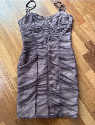 Vestito estivo con coppe