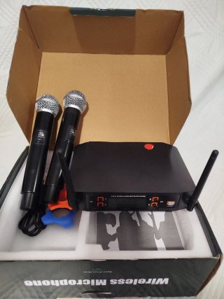 4 Micrófonos Inalámbricos Karaoke/Música