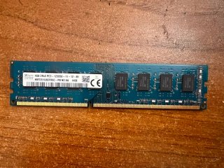 SK hynix 4GB DDR3 PC3-12800U 1600MHz RAM