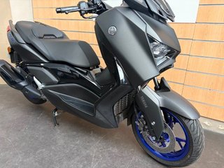 Yamaha XMAX 300 ICON BLACK