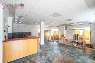 Local comercial en venta en Covadonga - Campuzano - Ciudad Vergel en Torrelavega