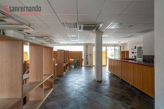 Local comercial en venta en Covadonga - Campuzano - Ciudad Vergel en Torrelavega