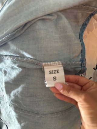 Vestito di jeans