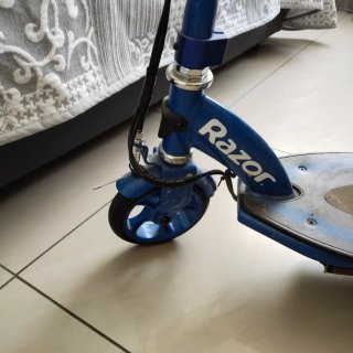 Patinete Eléctrico Razor Azul