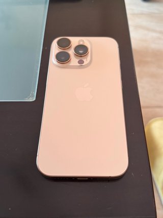 iPhone 16 Pro 256GB Titanio Desierto