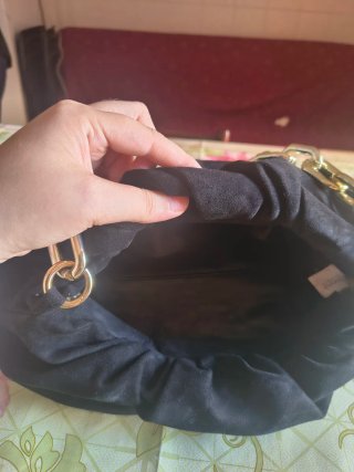 Borsa Primadonna nera con catena oro