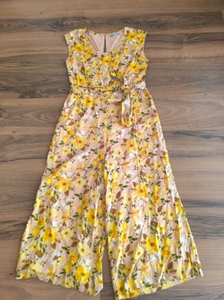 Mono floral pata ancha con cinturón