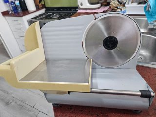 Cortafiambres eléctrico gris