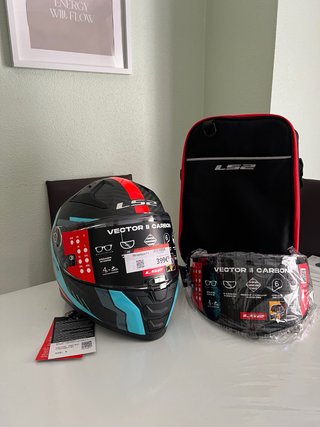 Nuevo Casco LS2 Vector II Carbon Talla S