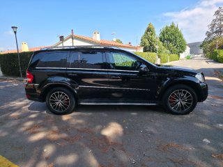 Mercedes-Benz  GL 2011