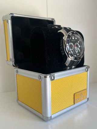 Reloj hombre Invicta Ocean Voyage Negro Plata