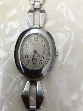 Reloj EUROPA plata y blanco