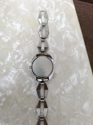 Reloj EUROPA plata y blanco