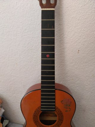 Guitarra Clásica Naranja