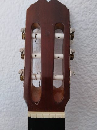 Guitarra Clásica Naranja