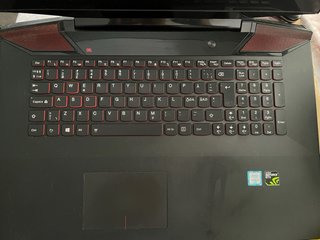 Portátil Lenovo Negro/Rojo