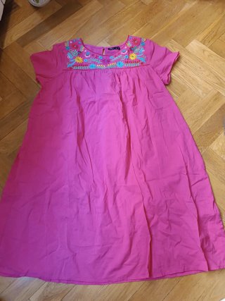 Vestido niña rosa bordado
