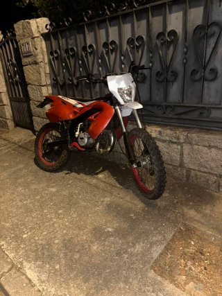 Rieju Mrx Enduro Roja y Blanca