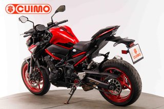 KAWASAKI Z 900