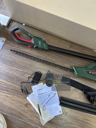 Bosch Tijeras cortasetos telescópicas a batería