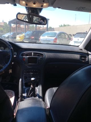 Peugeot 607 2003