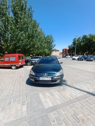 Peugeot 607 2003