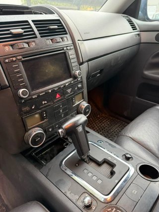 Volkswagen Touareg 3.2 V6