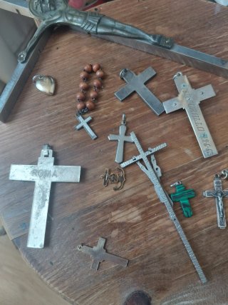 Lote de cruces religiosas