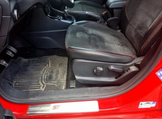 Ford EcoSport ST Rojo