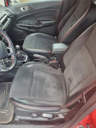 Ford EcoSport ST Rojo