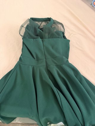 Vestido elegante verde esmeralda