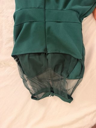 Vestido elegante verde esmeralda