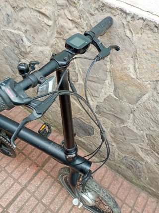 Bicicleta Eléctrica Plegable Negra