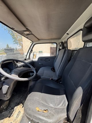 Nissan Cabstar 2003
