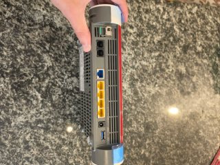 Router Fritzbox 5590 Fiber