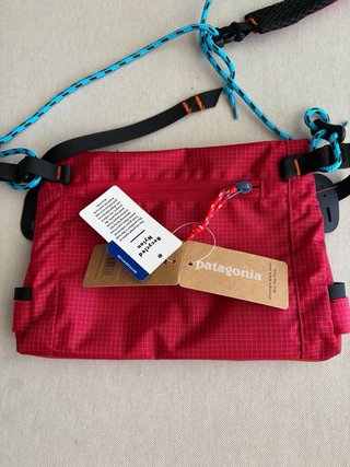Borsa a tracolla Patagonia rossa e arancione