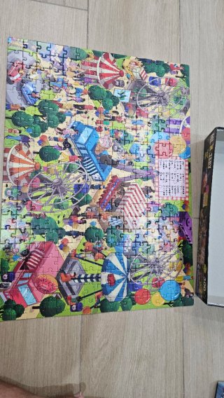 Puzzle Clementoni Mistery 300 piezas.