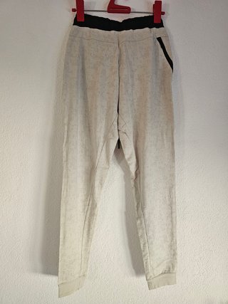 Pantalón Nike Tech Sport Beige