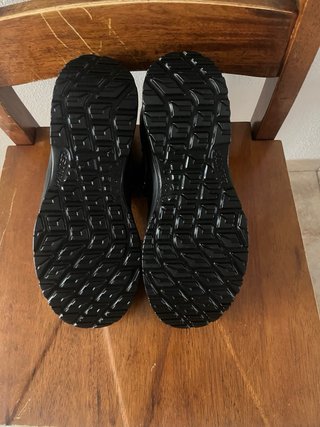 Botas de seguridad negras con velcro