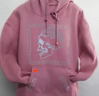 Sudadera rosa con  calavera pedrería