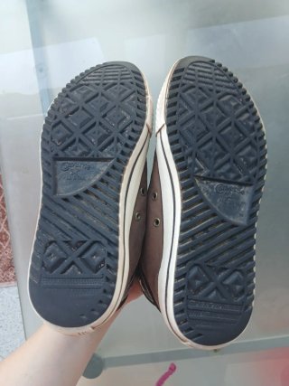 Zapatillas Converse chico Talla 42 Marrones