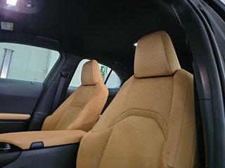 Lexus UX 2.0 300h UX Plus