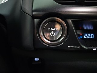 Lexus UX 2.0 300h UX Plus