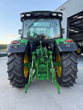 Tractor John Deere 6115R