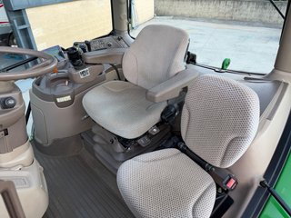 Tractor John Deere 6115R