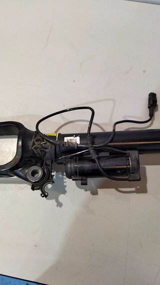 AMORTIGUADOR DELANTERO DERECHO Mercedes-Benz ML (BM 164)(03.2005->)