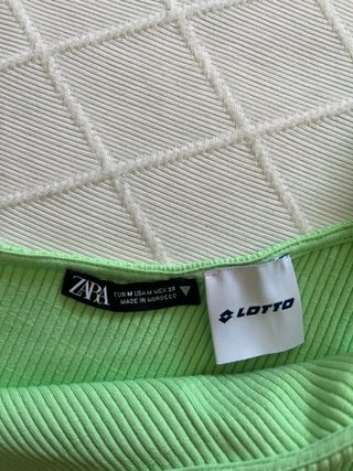 Top Zara Verde Asimétrico