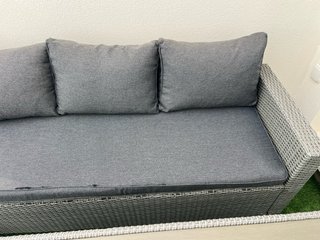 Conjunto de jardín beige/gris y fundas de calidad