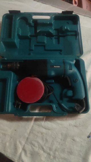 Taladro Percutor Makita HP2030